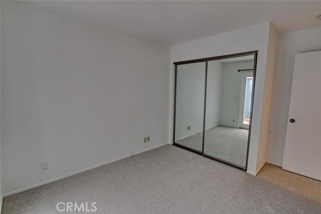 Building Photo - 8 Sparrowhawk