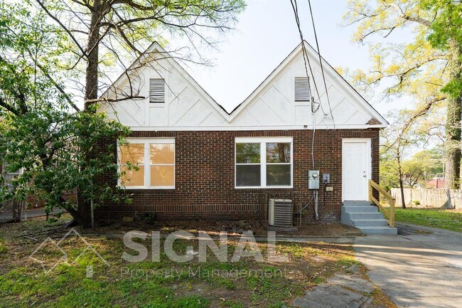 Building Photo - 1526 42nd St Ensley
