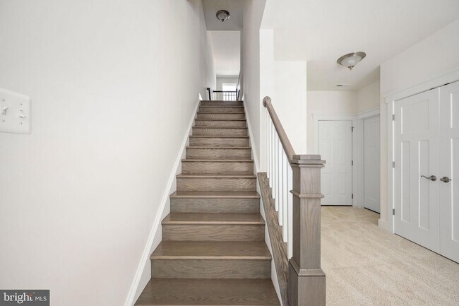 Building Photo - 356 Evermore Ln