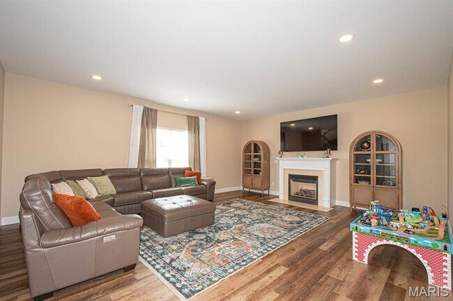 Building Photo - 533 Weidman Rd