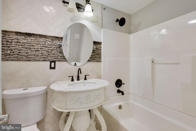 Building Photo - 7320 Bradley Blvd