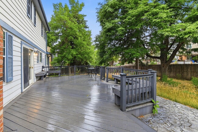 Building Photo - $2,645.95, 4-bed, 2.5-bath located in Centennial with a fenced backyard.