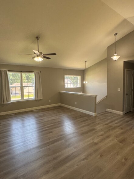 Building Photo - 4769 Land Rush Dr