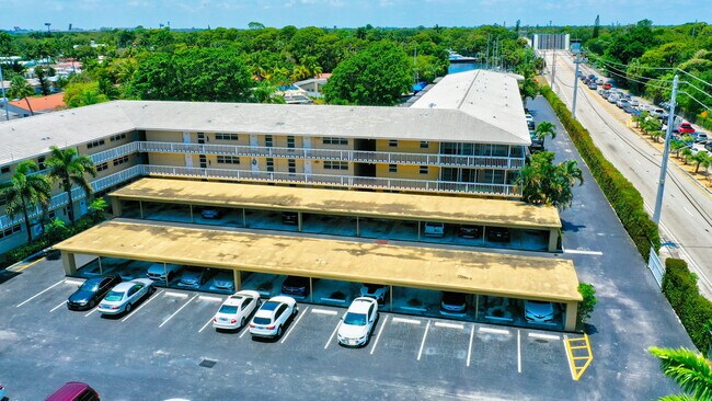 Building Photo - 1200 SW 12th Ct