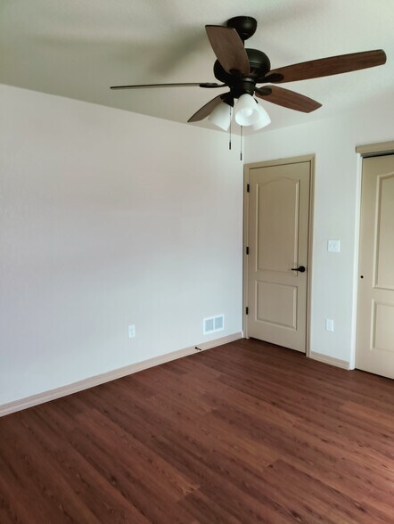 Building Photo - 2310 Cliffmoor Ln