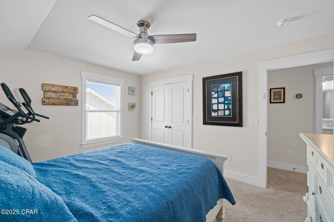 Building Photo - 2121 Sedges Ave