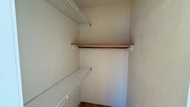 Building Photo - This two-bedroom, one-bath home in Upper Seaside - Close to NPS and DLI!