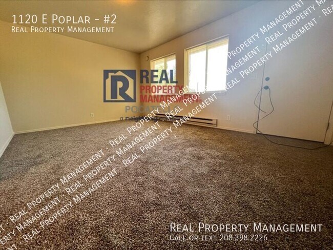 Building Photo - 1120 E Poplar-#2