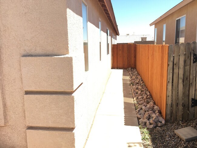 Building Photo - Coming Soon! | Bright & Spacious 3-Bedroom Home | Private Backyard
