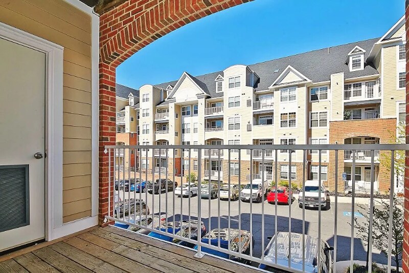 Building Photo - 2711 Bellforest Ct