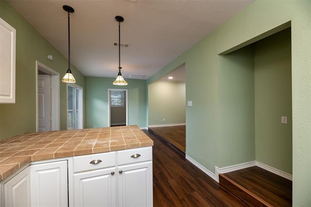 Building Photo - 8823 San Benito Way