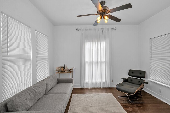 Building Photo - 1402 Fulton Ave