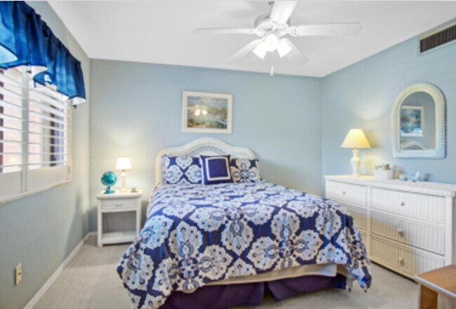 Building Photo - 2400 S Ocean Dr