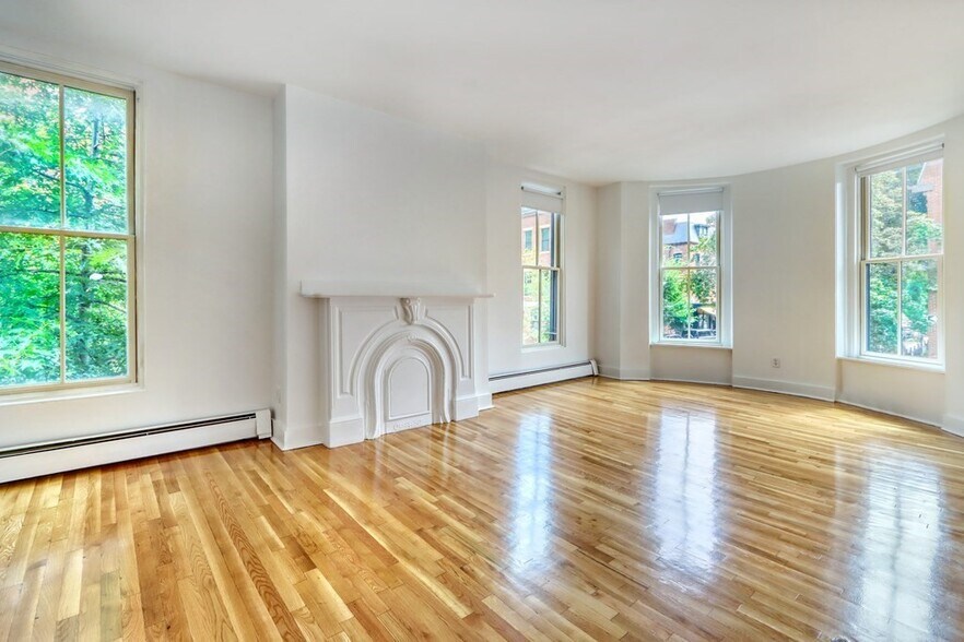 Primary Photo - 69 Appleton St