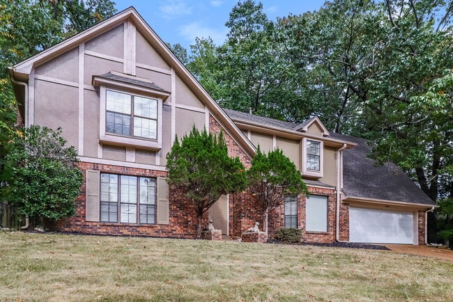 Building Photo - 8624 Chimneyrock Blvd.