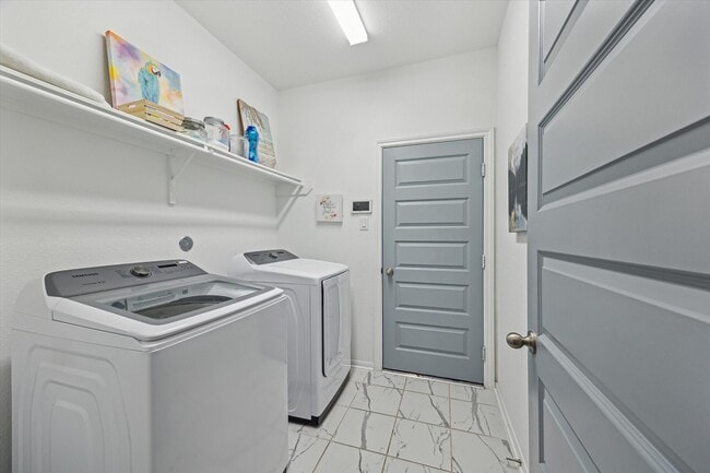 Building Photo - 13309 Emerald Mallard Dr