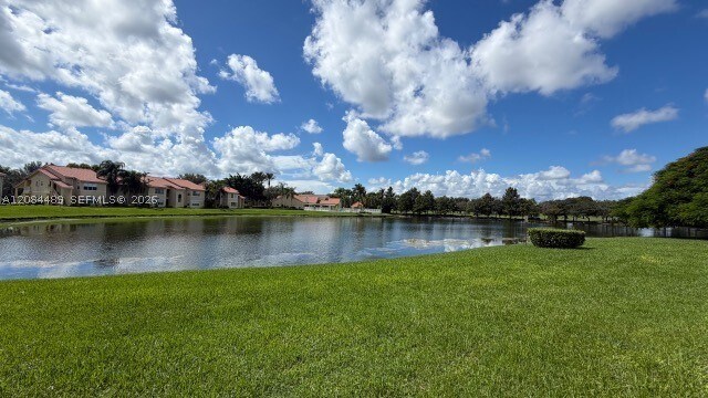 Building Photo - 12400 Vista Isles Dr
