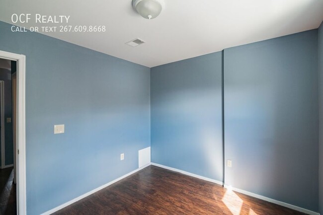 Building Photo - West Passyunk One Bedroom Apartment