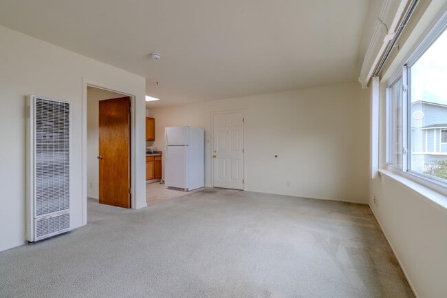 Building Photo - 15 Santa Maria Ave