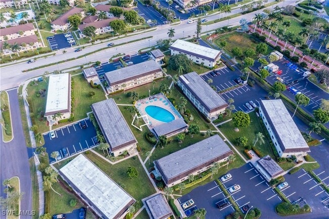 Building Photo - 130 N Collier Blvd