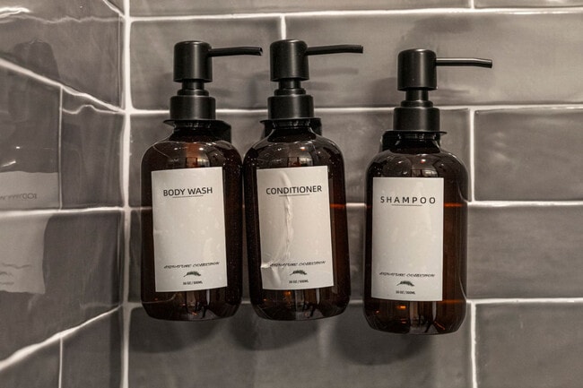 Building Photo - 596 W 9th St