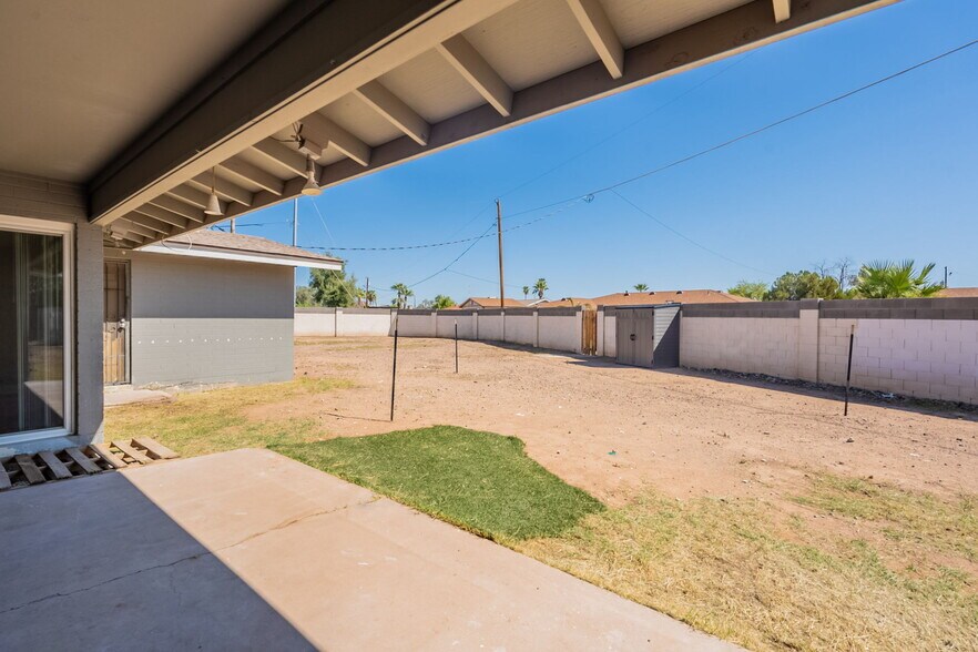 Building Photo - 17423 N 20th Ave
