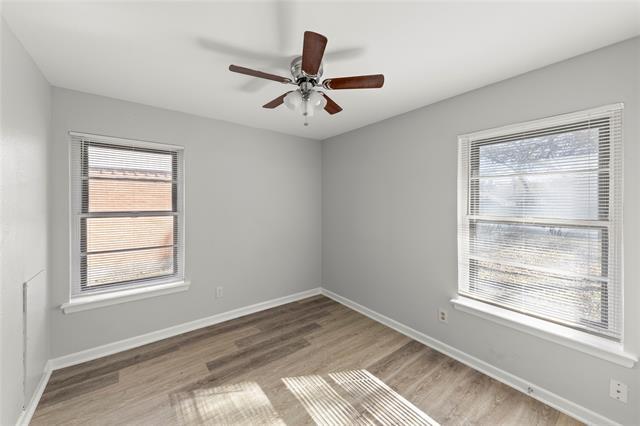 Building Photo - 1406 Ridgeview St