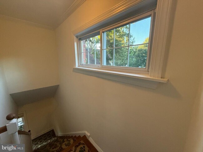 Building Photo - 3328 Gunston Rd