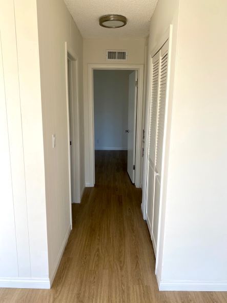 Building Photo - 1140 N Clark St