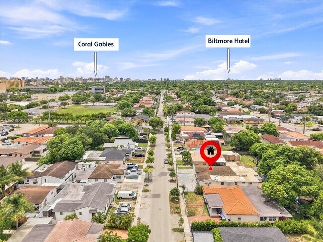 Building Photo - 402 NW 44th Ave