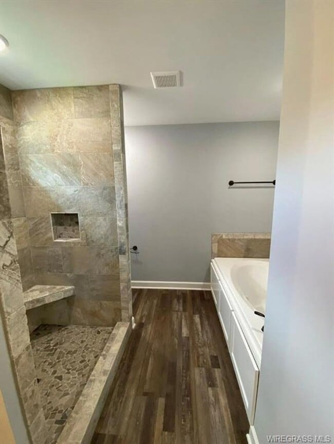 Building Photo - Available March!