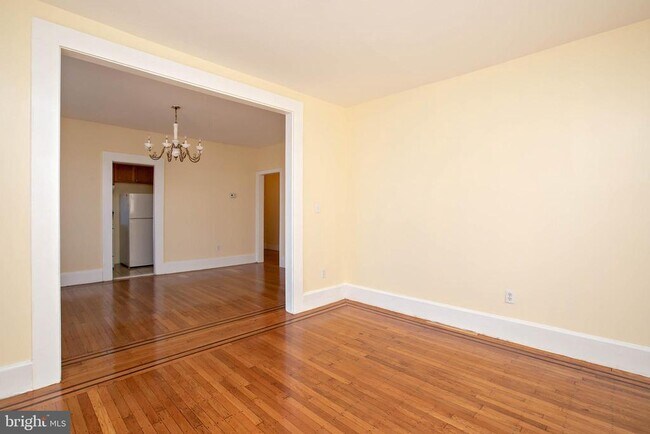 Building Photo - 805 White Horse Pike