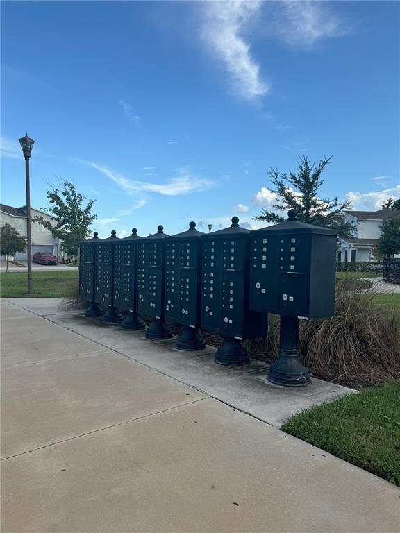 Building Photo - 3370 Beaute Dr