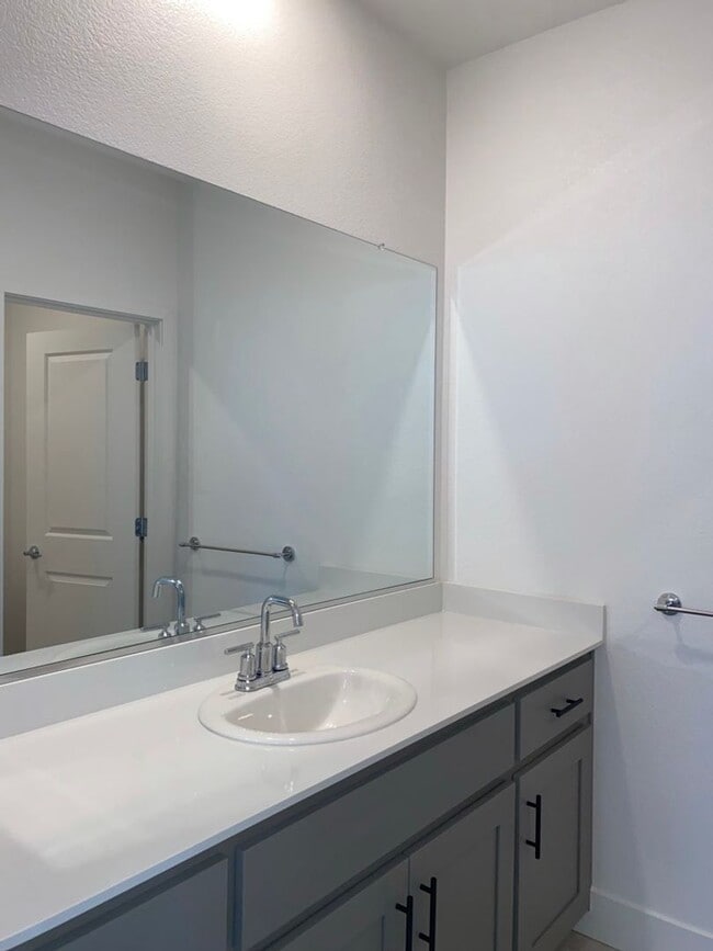 Building Photo - Gorgeous New Build with Solar Located in E...
