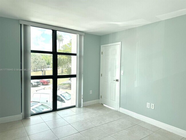 Building Photo - 2055 SW 122nd Ave