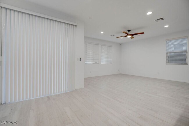 Building Photo - 111 Balsam Leaf Ct