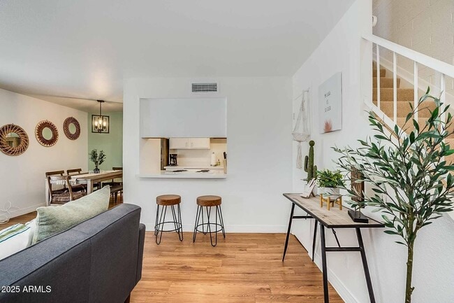 Building Photo - 7906 E Keim Dr