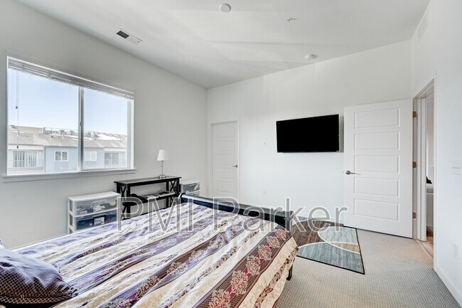 Building Photo - 9287 Twenty Mile Rd