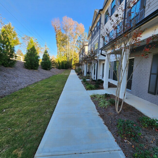 Building Photo - 419 Stovall Pl