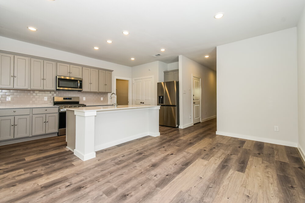 Building Photo - 819 Brilliance Dr