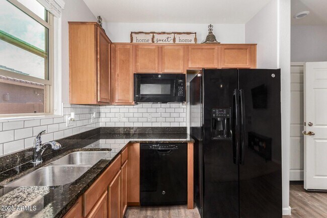 Building Photo - 36909 N Coronado Ln
