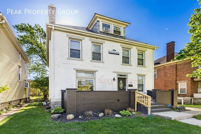 Primary Photo - 1638 N 4th St