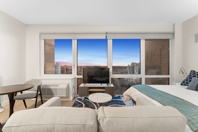 Building Photo - 152-11 89th Ave