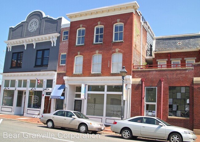 Primary Photo - 118 W Marshall St