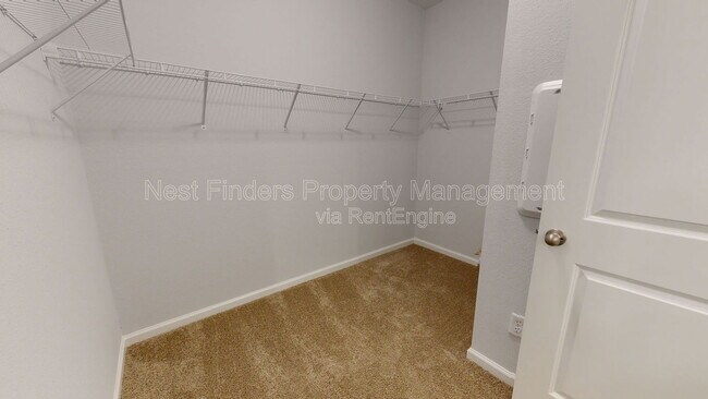 Building Photo - 443 Watervale Dr