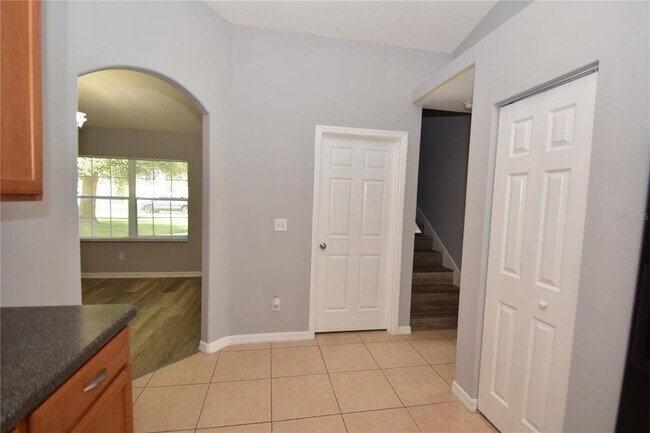 Building Photo - 6 Kathleen Trail