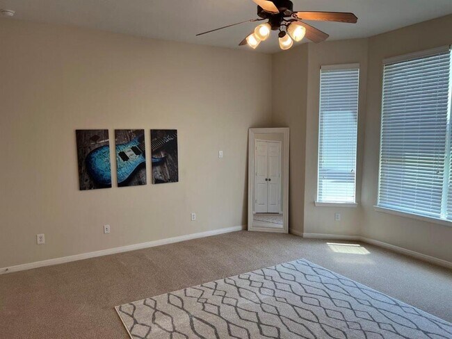 Building Photo - 57 Terra Bella Dr