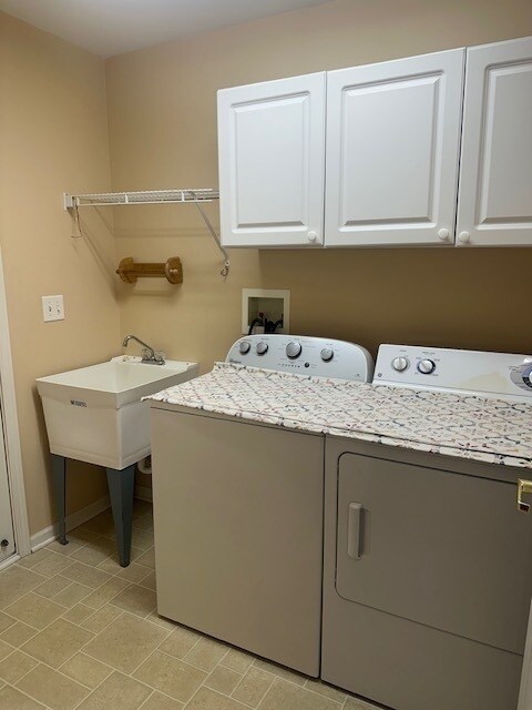 Building Photo - 11723 Evergreen Ln