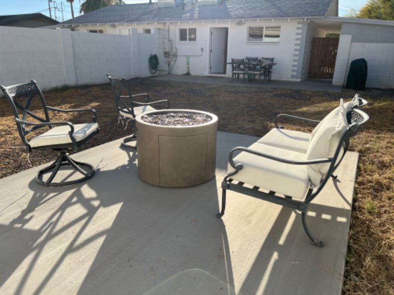 Building Photo - 1417 S Rita Ln