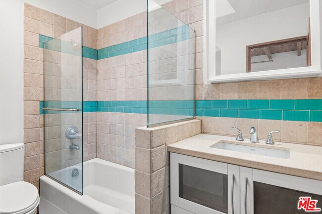 Building Photo - 10734 Lindbrook Dr